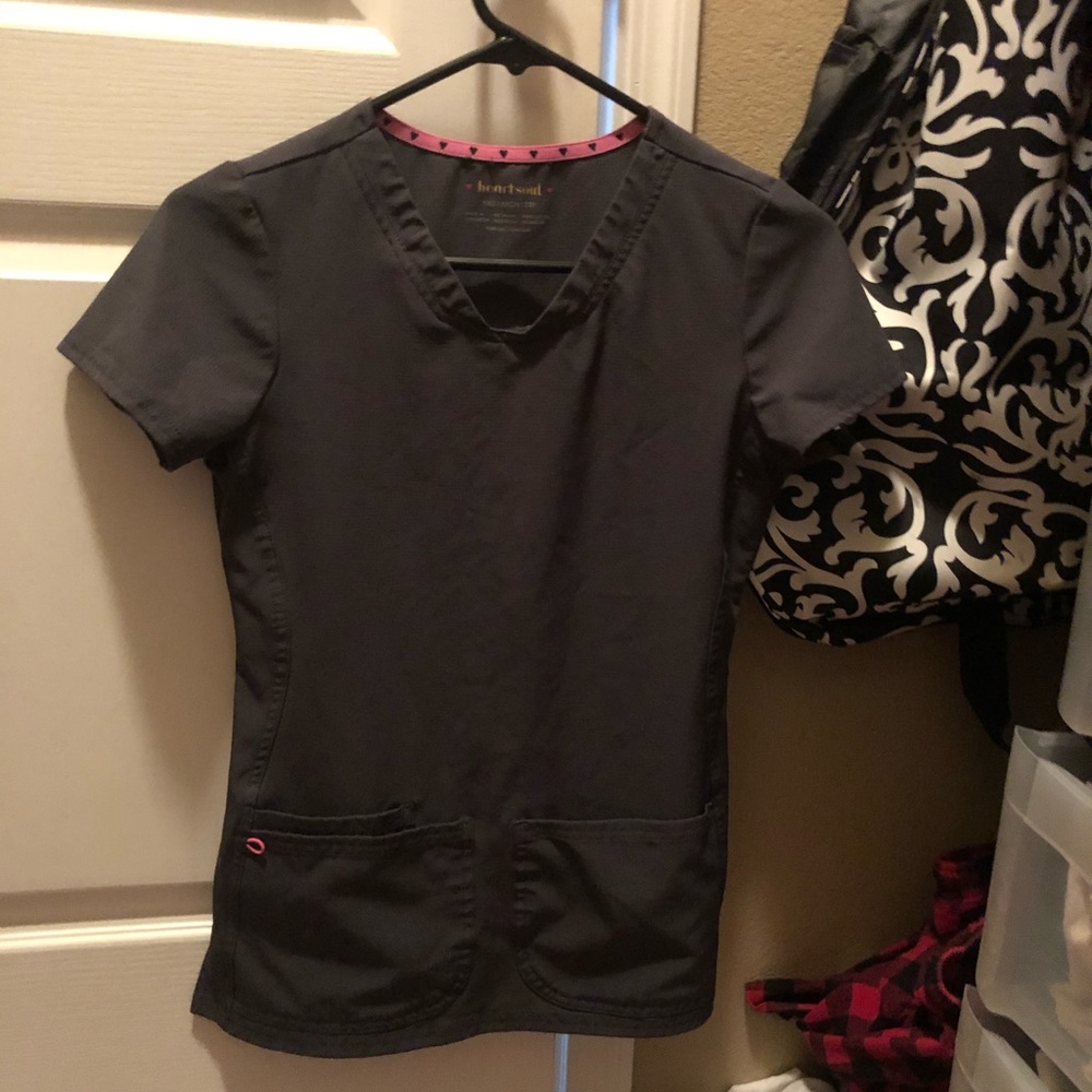 Scrub Sets - image 5